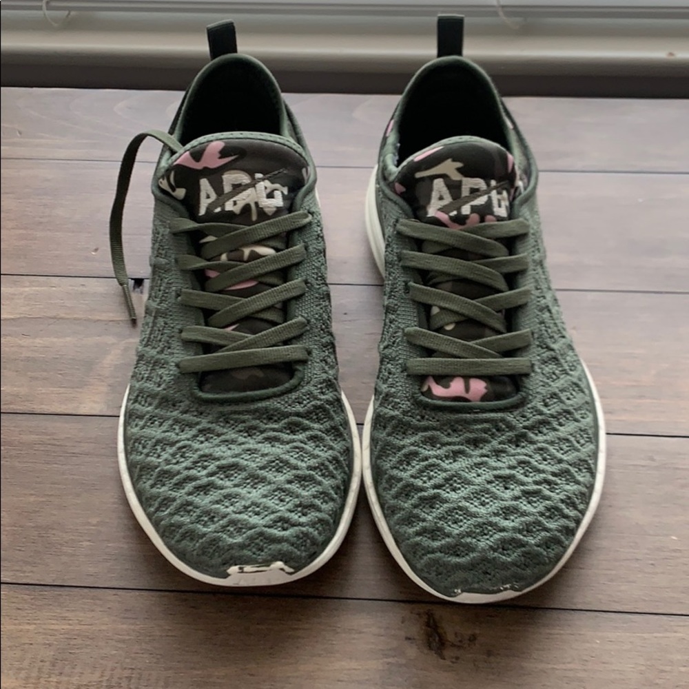 Green and pink camo APL 6.5